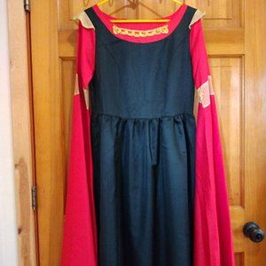 Arwen costume, Lord of the Rings dress